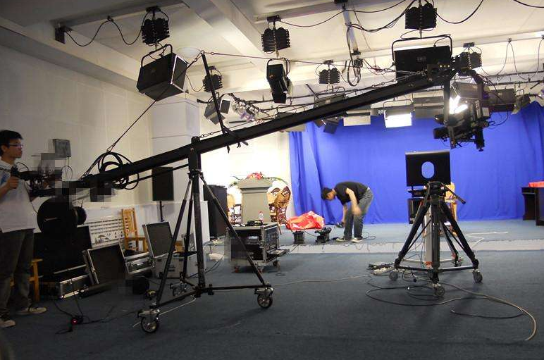 解析宣传片制作的剧本脚本知识(图1) 深圳宣传片拍摄制作剧本现在流程图