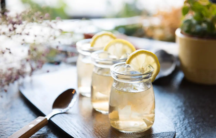 饮料广告拍摄强调饮料的气味如何在广告体现出来？(图1)